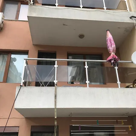 Европа 60 דירה פומורי